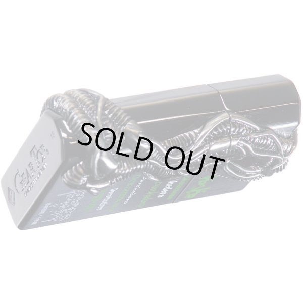 Photo8: Gear Top Dorohedoro Kai Metal Black Nickel Plating Both Sides Etching Japan Limited Oil Lighter Q Hayashida (8)