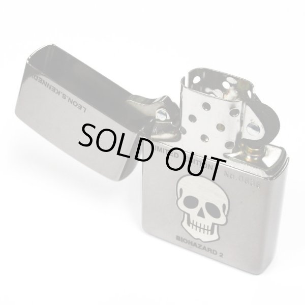 Photo3: Vintage Zippo BIOHAZARD 2 Leon Scott Kennedy Model Etching Japan Limited Oil Lighter (3)
