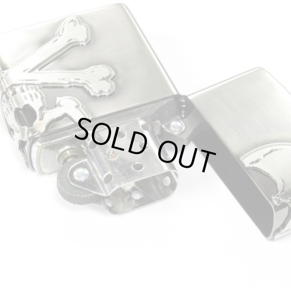 Photo4: Zippo Skull Crossbones 3-sides Metal Oxidized Nickel Plating Japan Limited Oil Lighter (4)