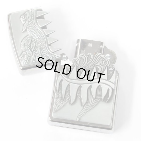 Photo2: Trick Zippo Fire Breathing Dragon 28969 Brushed Chrmoe Oil Lighter (2)