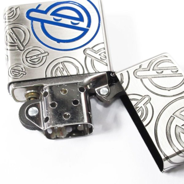 Photo4: Zippo 攻殻機動隊 STAND ALONE COMPLEX SAC The Laughing Man Oxidized Silver 3-sides Etching Japan Limited Oil Lighter (4)