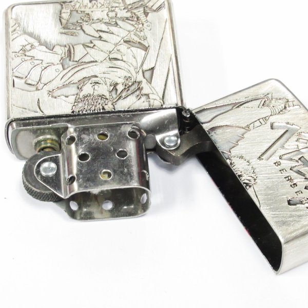 Photo3: Zippo BERSERK Guts Both Sides Etching Used Finish Feeling Japanese Anime Japan Limited Oil Lighter (3)