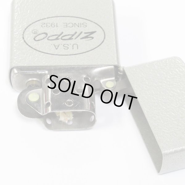 Photo3: Outlet Vintage Zippo Logo Design Italic Bottom 1987 Japan Limited Oil Lighter (3)