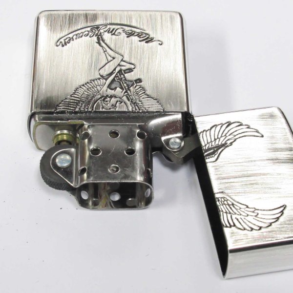 Photo3: Zippo BIOHAZARD RE:2 Resident evil 2 Made in Heaven CAPCOM Used Finish Vintage Feeling Japan Limited Oil Lighter (3)
