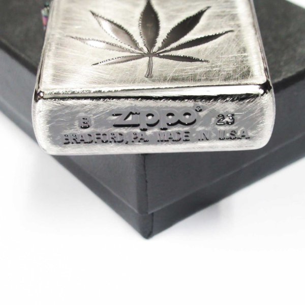 Photo4: Zippo Cannabis Leaf Etching Used Finish Feeling Japan Limited Oil Lighter (4)