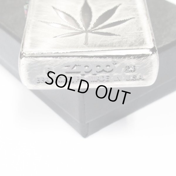 Photo4: Zippo Cannabis Leaf Etching Used Finish Feeling Japan Limited Oil Lighter (4)