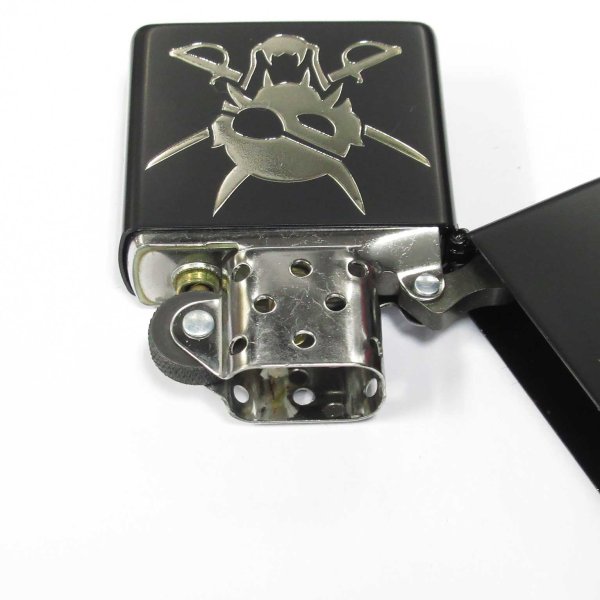 Photo3: Zippo Ryu ga Gotoku 8 Gaiden Goro Pirates Flag Like a Dragon Matte Black Silver Both Sides Etching Japan Limited Oil Lighter (3)