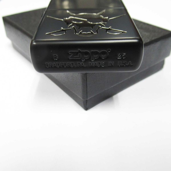 Photo4: Zippo Ryu ga Gotoku 8 Gaiden Goro Pirates Flag Like a Dragon Matte Black Silver Both Sides Etching Japan Limited Oil Lighter (4)