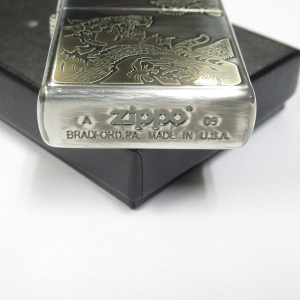 Photo4: Zippo Dragon Tiger Both Sides Etching Oxidized Silver Gold Plating Japan Limited Oil Lighter (4)