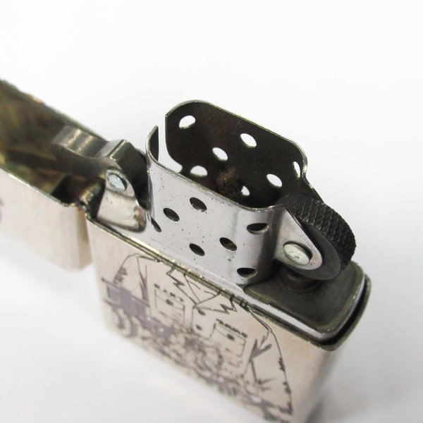 Photo3: Used Zippo Tokyo Revengers Both Sides Etching Used Finish Feeling Japanese Anime Japan Limited Oil Lighter (3)