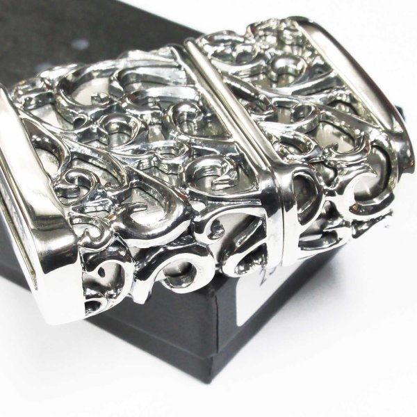 Photo3: Zippo Gothic Arabesque Full Metal Jacket Oxidized Silver Plating Japan Limited Heavy Weight Oil Lighter (3)