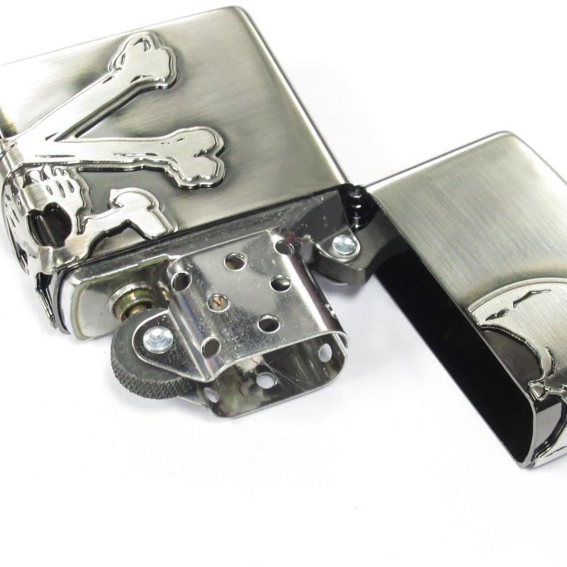 Zippo Skull Crossbones 3-sides Metal Oxidized Nickel Plating Japan Limited  Oil Lighter
