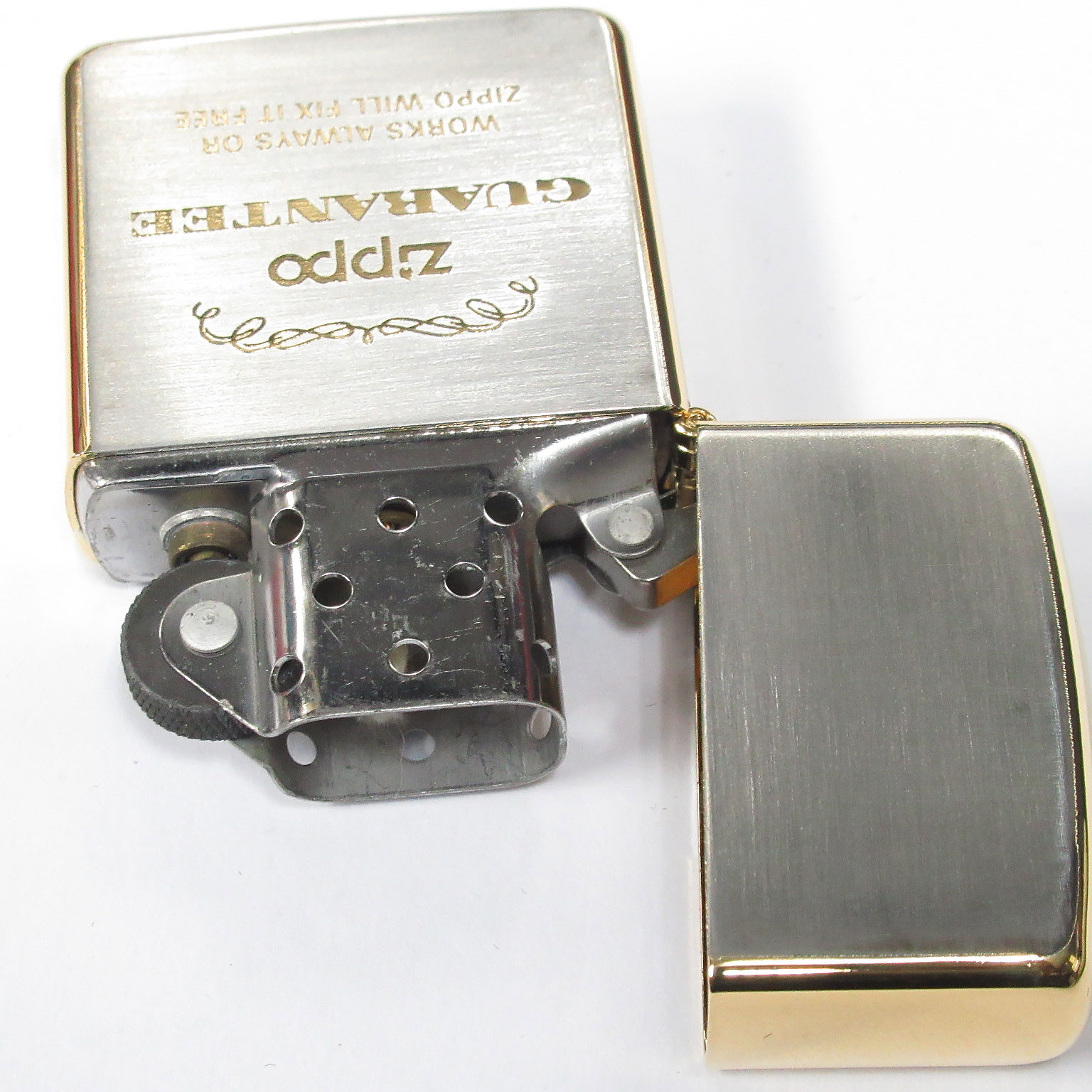 Outlet Vintage Zippo Gaurantee Italic Bottom Silver Gold